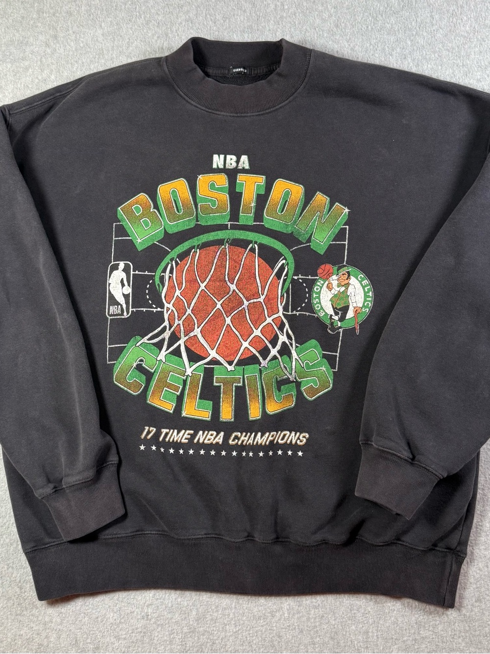 Abercrombie & Fitch NBA Boston Celtics Oversized Graphic Crewneck Sweatshirt